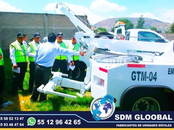 Conversion, Equipamiento de Moto Patrullas, Fabricacion y Venta de Luces Accesorios y Equipo SDM Global Mexico somos una empresa líder en el Equipamiento de MotoPatrullas asi como de unidades moviles de rescate, salvamento, proximidad, primer respodiente, equipo tactito, anti motin, fuerzas especiales, semi remolques con personal altamente capasitado para su fabricacion, Roll bar, Tumbaburros, Burrera, Banca central, Defensa trasera, Lona, Rotulacion, Pintura, Torreta de leds, sirena, bocina, codigos, estrobos, luces, etc. somos fabricantes.El término auto o moto Patrulla es utilizado para Patrullar un área concreta asignada. ​ Su función primaria es servir de apoyo a los oficiales de Policía en sus tareas diarias como rondines y traslado de delincuentes. somos fabricantes de unidades moviles especiales.Somos una Empresa Mexicana líder en el Mercado con años de experiencia, especialistas en el Equipamiento de Patrullas Equipadas Cajas y Remolques Unidades Moviles Especiales de Seguridad, Rescate, Salvamento, Salud, Comunicacion, Higine, etc.,Somos fabribricantes directos, distribuidores en todo Mexico, comunicate y te atenderemos personalmente.