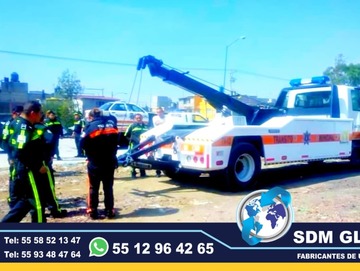 En Sdm Global Mexico Fabricacion conversion equipamiento y venta de Ambulancias de traslado en Mexico, somos fabricantes directos en Mexico. Sdm Global Mexico empresa 100% especializada en la venta fabricación conversión equipamiento de diferentes tipos de ambulancias de traslado y vehículos de emergencia, ofreciendo soluciones personalizadas para diversas necesidades en el mercado nacional.Dedicados a la fabricación de ambulancias y patrullas, ofreciendo servicios relacionados con la seguridad y emergencias, venta de unidades médicas móviles y ambulancias, además de carrocerías industriales,Somos un fabricante mexicano con más de 15 años de experiencia, especializado en la fabricación y comercialización de ambulancias y vehículos de rescate, con un enfoque en la alta calidad y el cumplimiento de normativas mexicanas.Diseñamos y equipamos ambulancias con la tecnología y los materiales necesarios para asegurar funcionalidad y seguridad, cumpliendo con las normativas mexicanas.En Sdm Global Mexico nos dedicamos a la Fabricacion conversion equipamiento y venta de Unidades Moviles Medicas Especiales en Mexico somos fabricantes directos en Mexico.