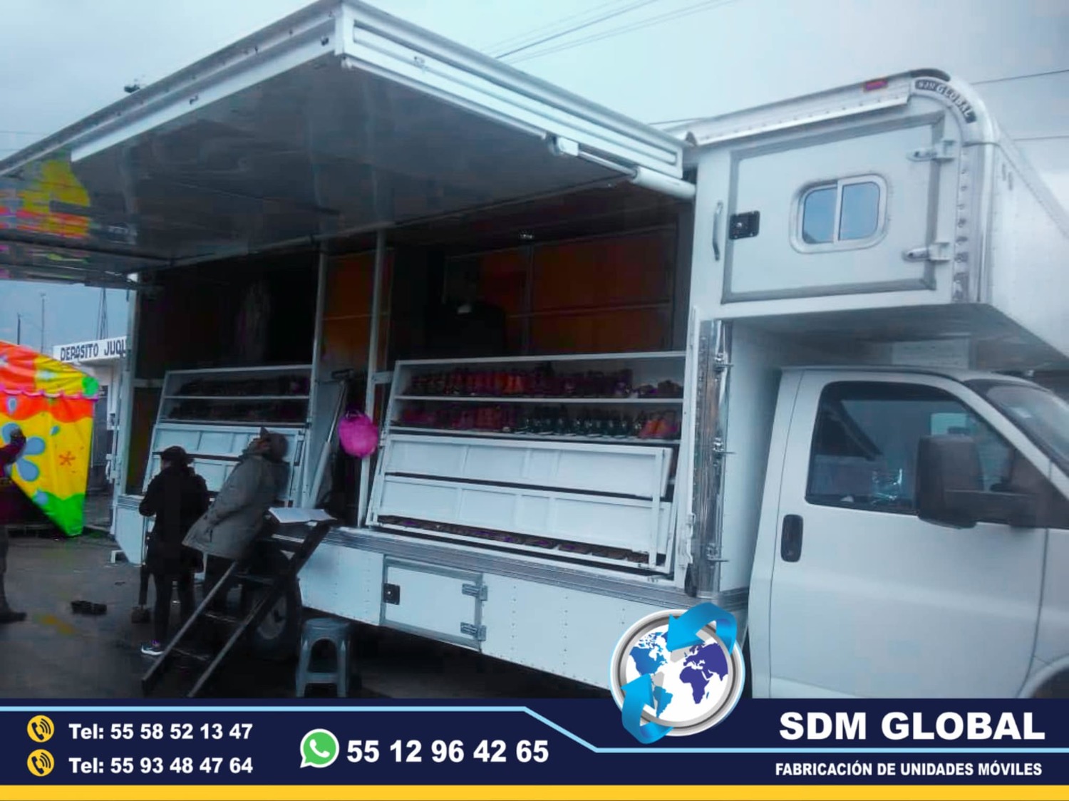 Fabricacion de Unidad Movil Especial para venta de productos varios hecho en Mexico<br>